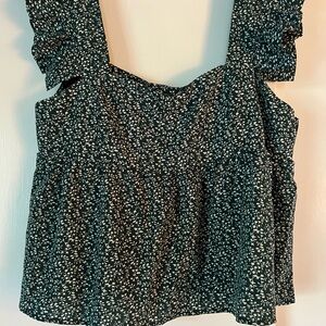 SHEIN Black and White Ruffled Sleeveless Blouse